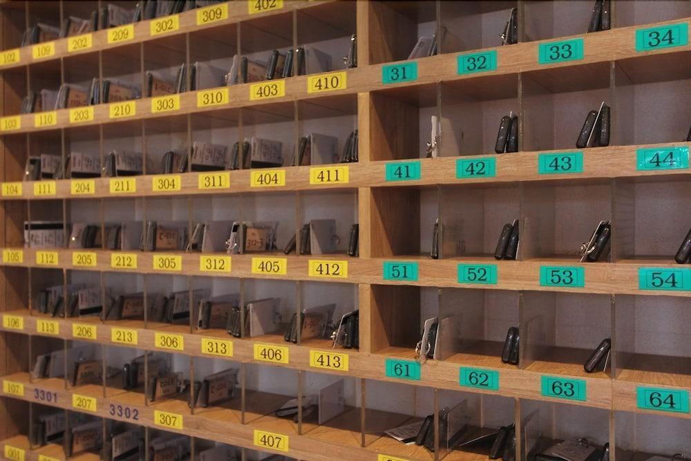 بيت شباب أوبيرج إنترناسيونال ديس جونيز باريس المظهر الخارجي الصورة